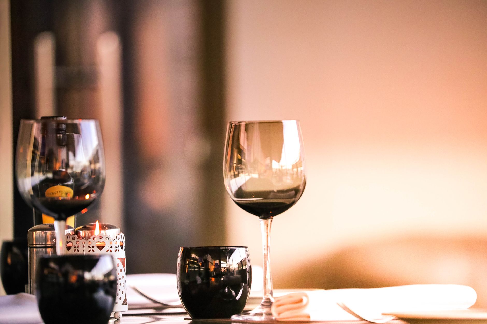 Restaurer un œil en verre : diagnostic et interventions